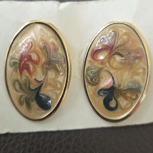 Vintage Enameled Floral Swirl Design Earrings.